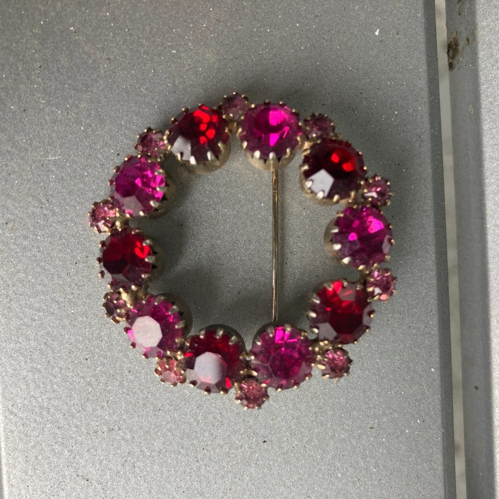 Vintage Brooch Prong Set Rhinestone Pink Red